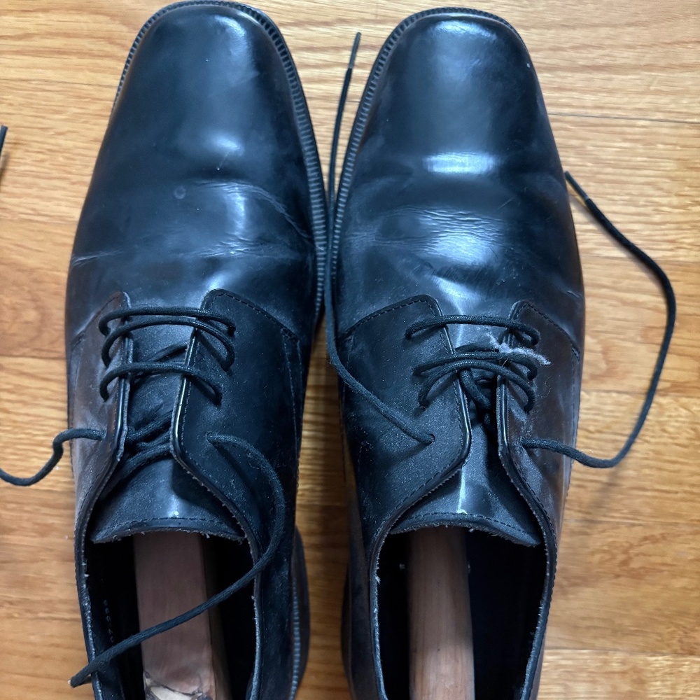 Black square toe dress shoe